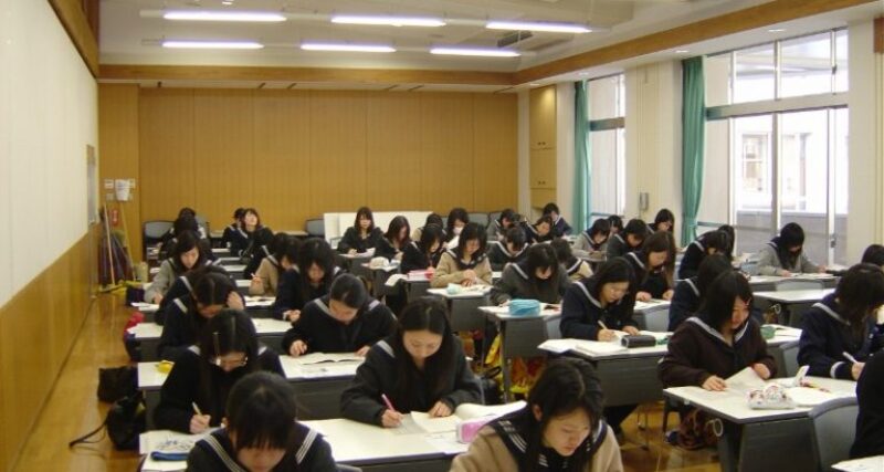 Trường học tại Nhật Bạn bạn cần tìm hiểu